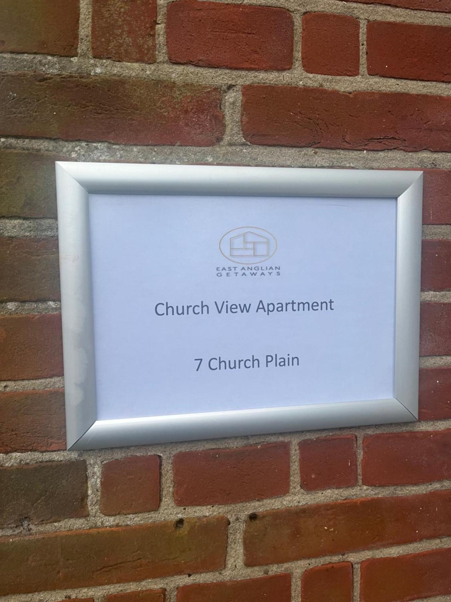 Church View Apartment *